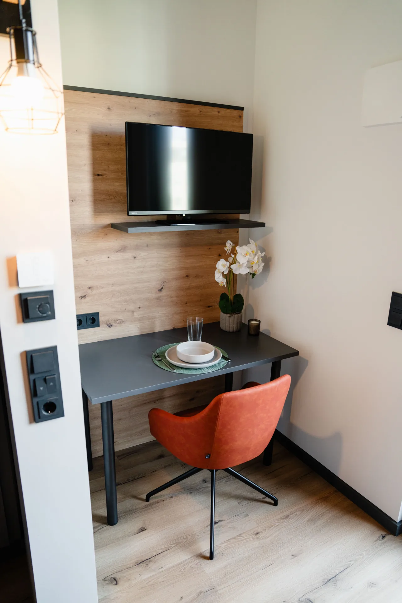 Office-Bereich im Business Apartment der Eighty-Eight Apartments Nürnberg